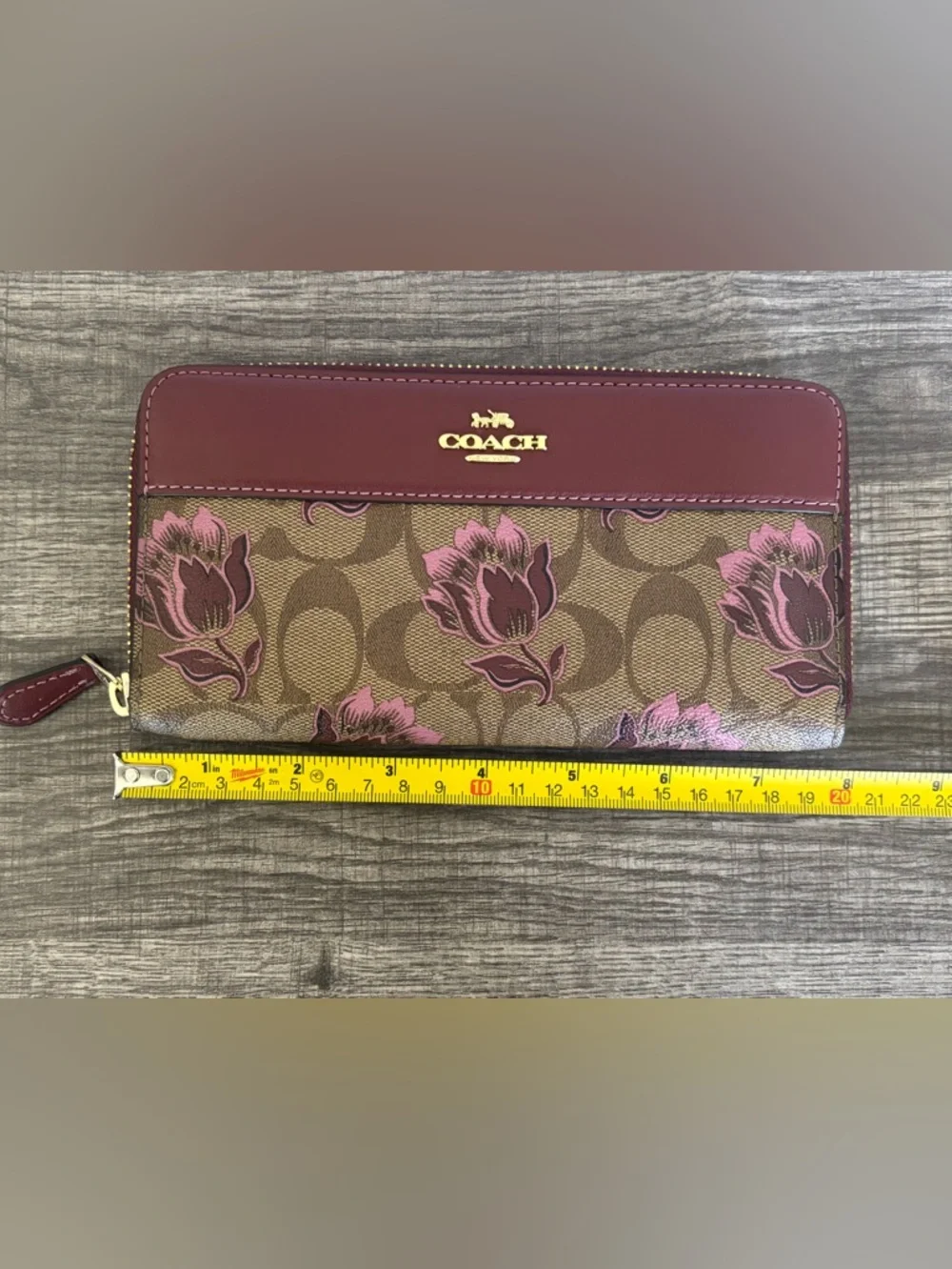 Coach Accordion Zip Wallet in Signature Canvas with Desert Tulip Print - Picture 14 of 14